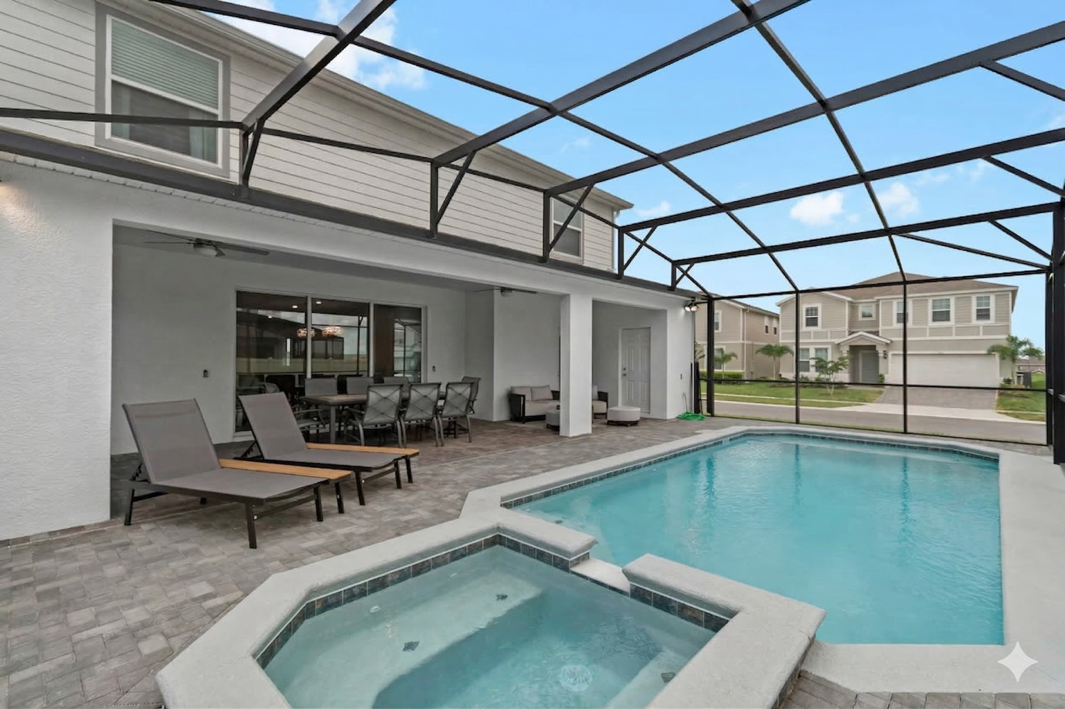 Private pool and spa